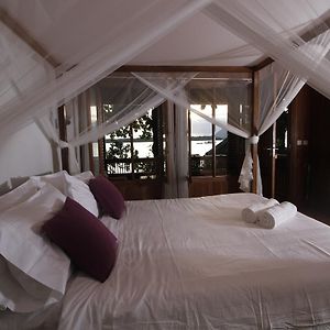 Beachfront Villas Air Conditioning Full Board